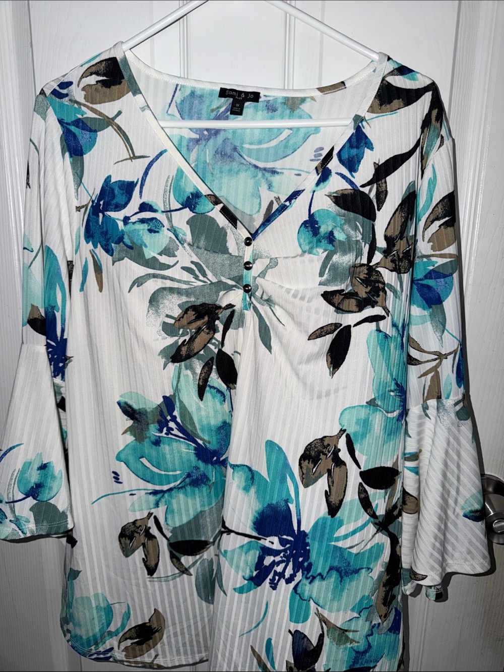 Soprano White Floral V-Neck Tunic with Blue and Teal Blooms